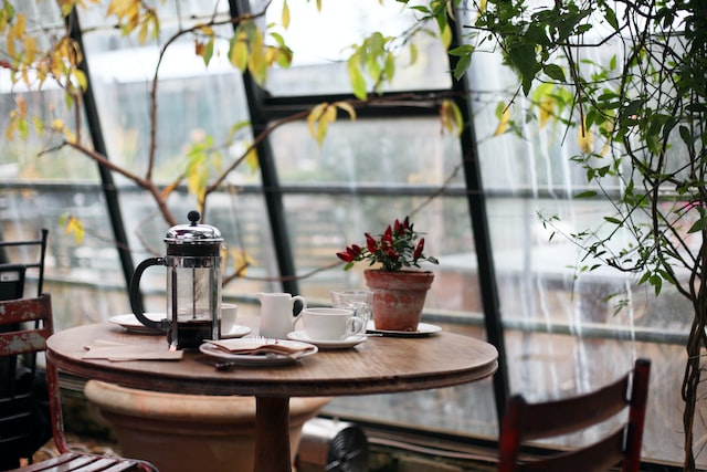 Private cabin cafe in Gandhinagar